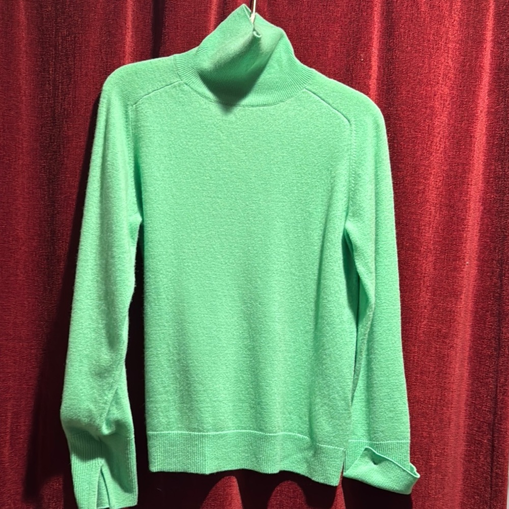 Mint Green Cashmere Turtleneck Sweater